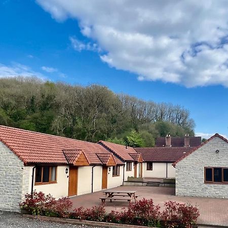 Lillypool Farm Hotel Shipham Екстериор снимка