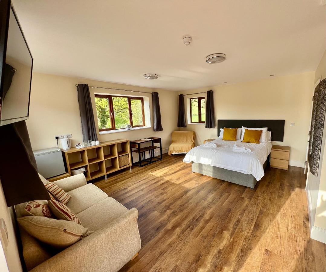 Lillypool Farm Hotel Shipham Екстериор снимка