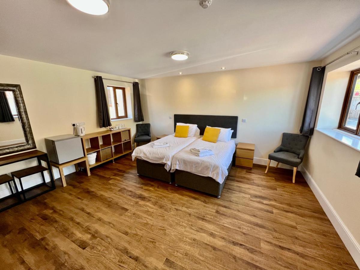 Lillypool Farm Hotel Shipham Екстериор снимка